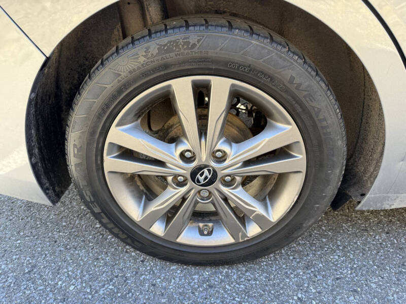 2017 Hyundai Elantra Value Edition