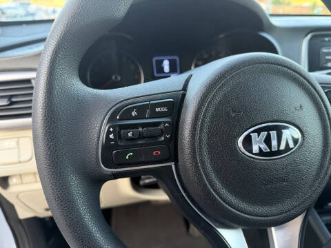 2016 Kia Optima LX