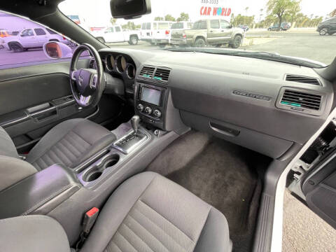 2013 Dodge Challenger SXT