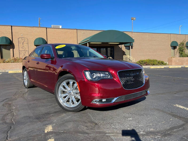 2017 Chrysler 300 for sale at Modern Auto in Denver CO