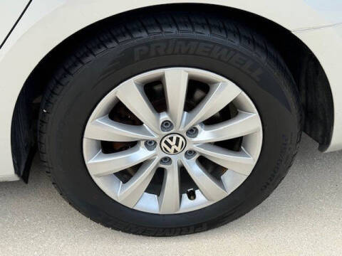 2015 Volkswagen Passat 1.8T Wolfsburg Edition