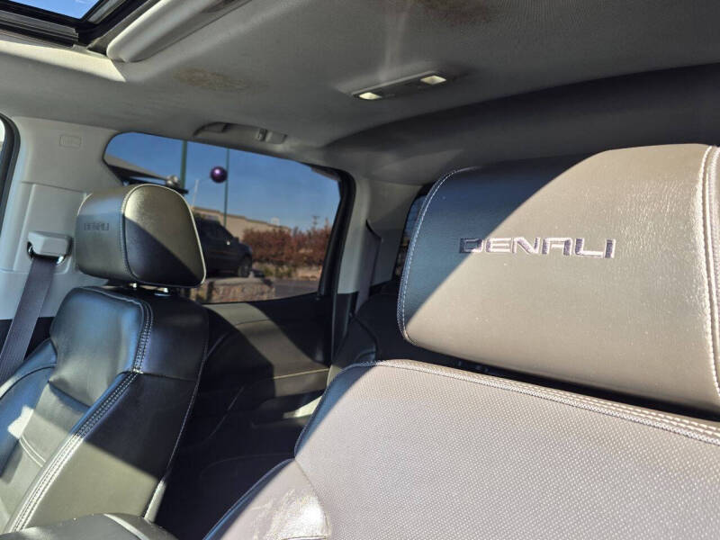 2015 GMC Sierra 2500HD Denali