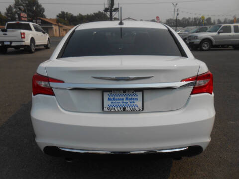 2013 Chrysler 200 Limited