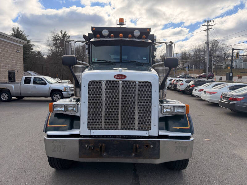 2013 Peterbilt Tri/A 367 8x4