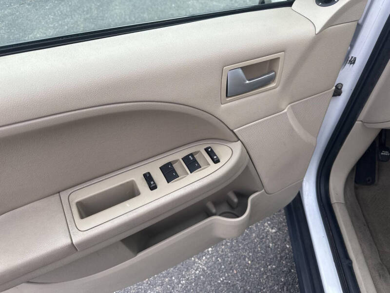 2006 Ford Freestyle SE