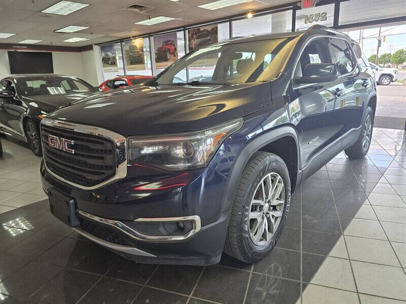 2017 GMC Acadia SLE-2