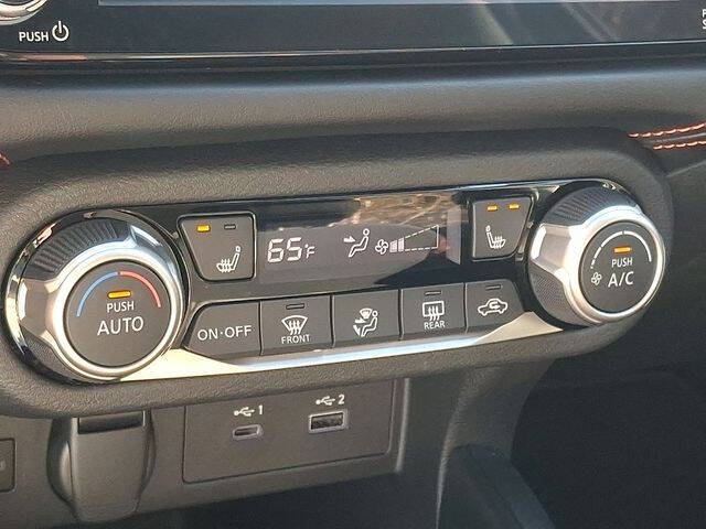 2025 Nissan Versa SR