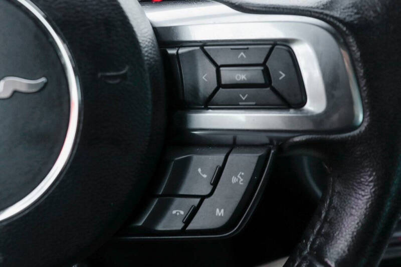 2021 Ford Mustang EcoBoost