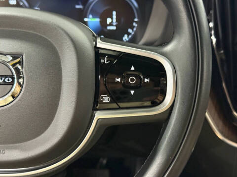 2021 Volvo XC60 Recharge T8 Inscription