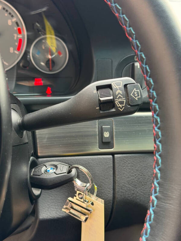 2002 BMW M5