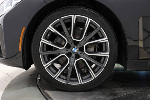 2021 BMW 7 Series 740i