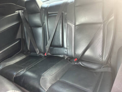 2016 Dodge Challenger SXT Plus