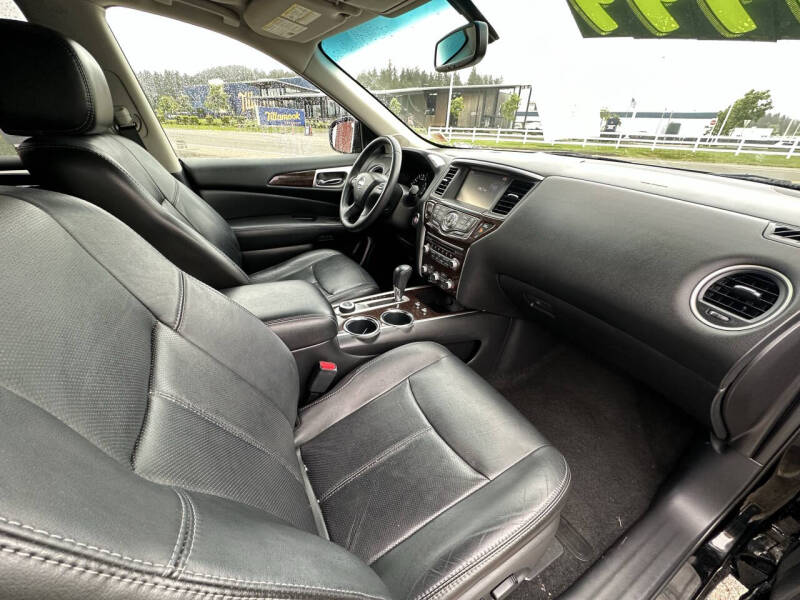 2013 Nissan Pathfinder Platinum