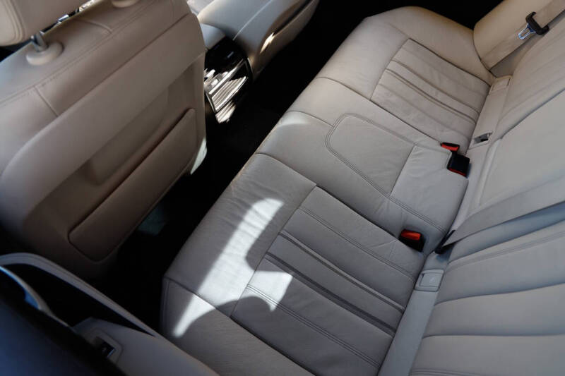 2017 BMW 5 Series 540i