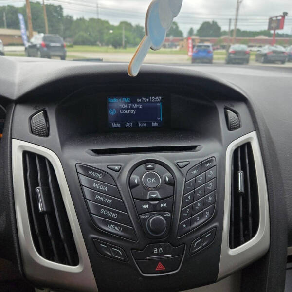 2014 Ford Focus SE