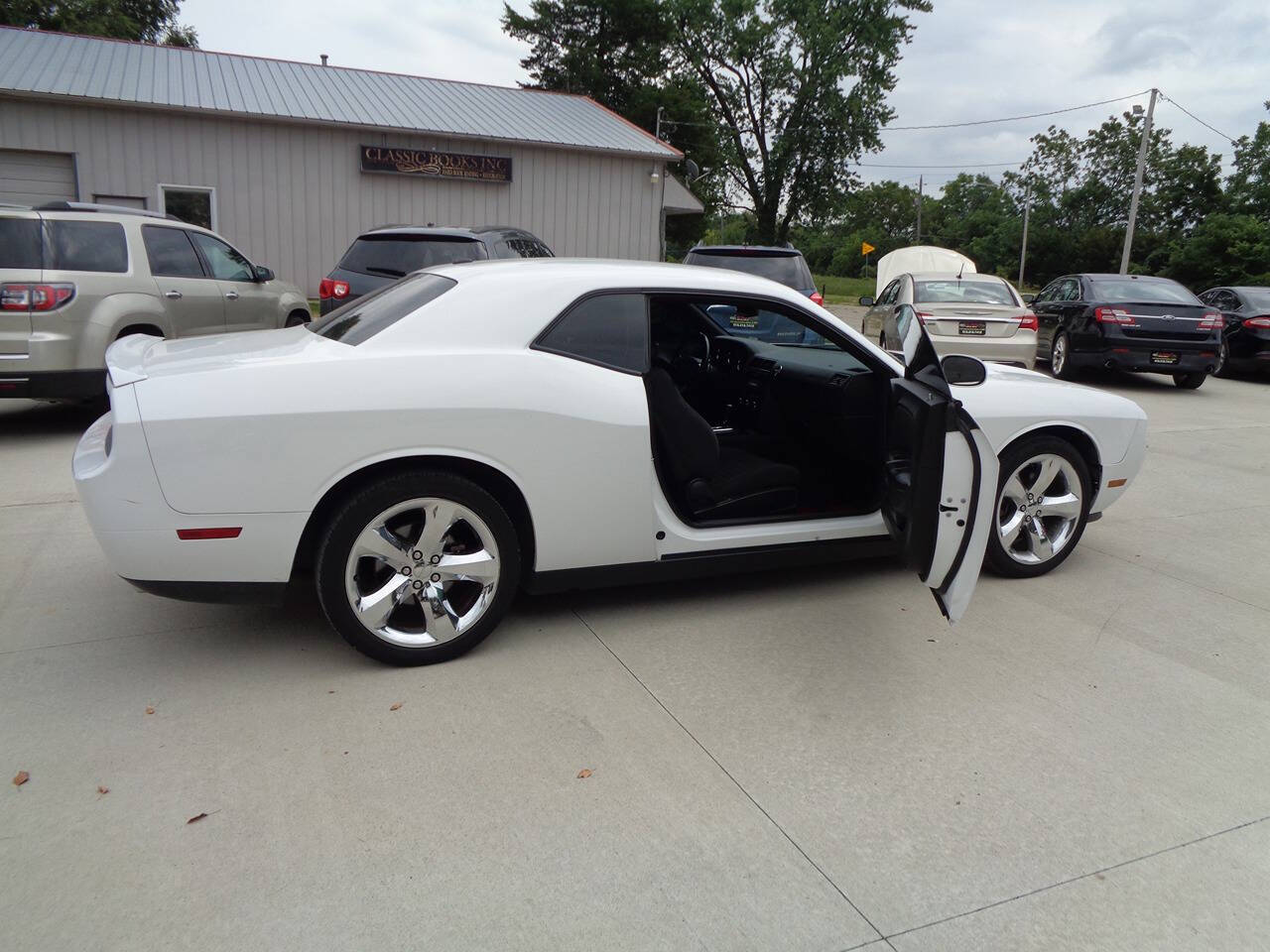 2014 Dodge Challenger for sale at El Paso Auto Sale in Des Moines, IA