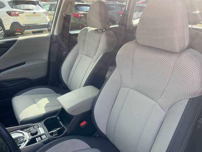 2024 Subaru Forester Premium