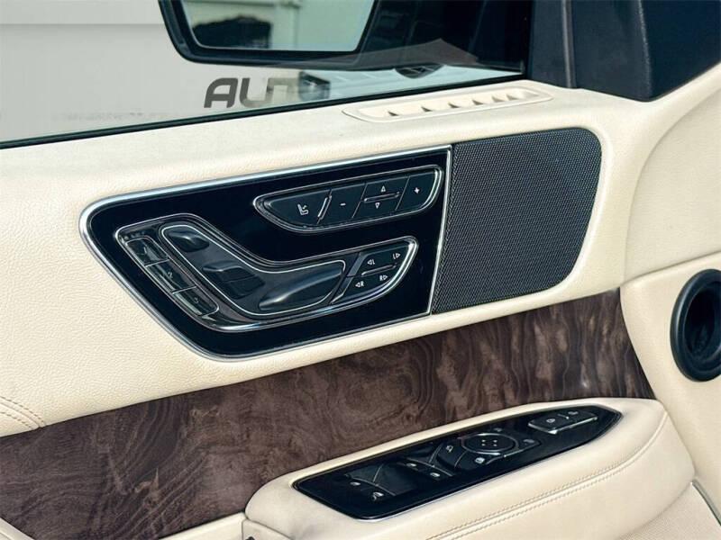 2018 Lincoln Navigator L Select