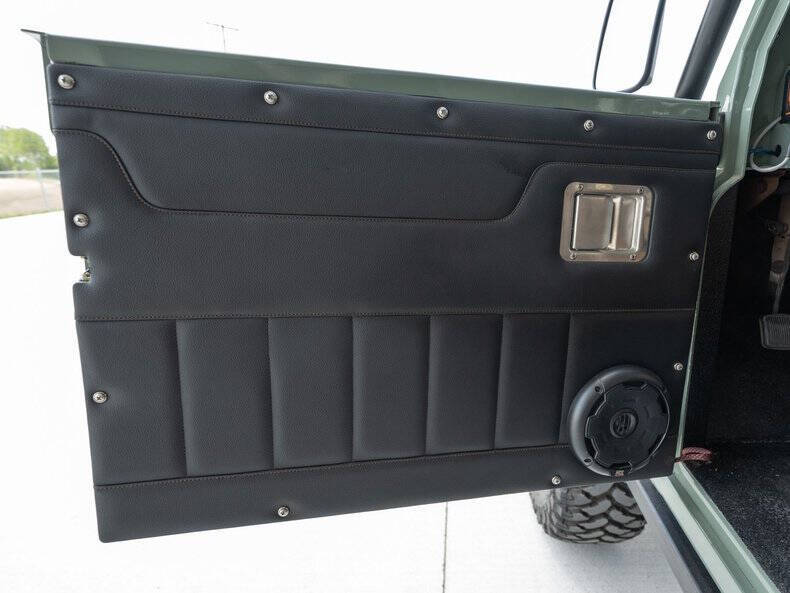 1988 Land Rover Defender
