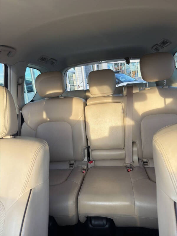 2023 Nissan Armada SL