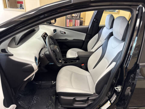 2022 Toyota Prius XLE AWD-e