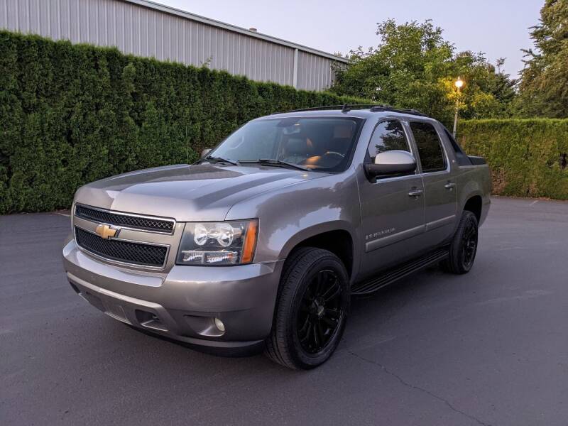 2007 Chevrolet Avalanche for sale at Bates Car Company in Salem OR