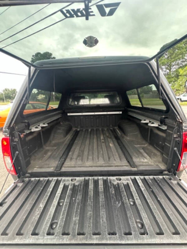 2011 Nissan Frontier SL