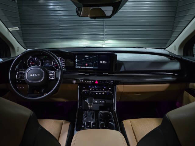 2024 Kia Carnival EX