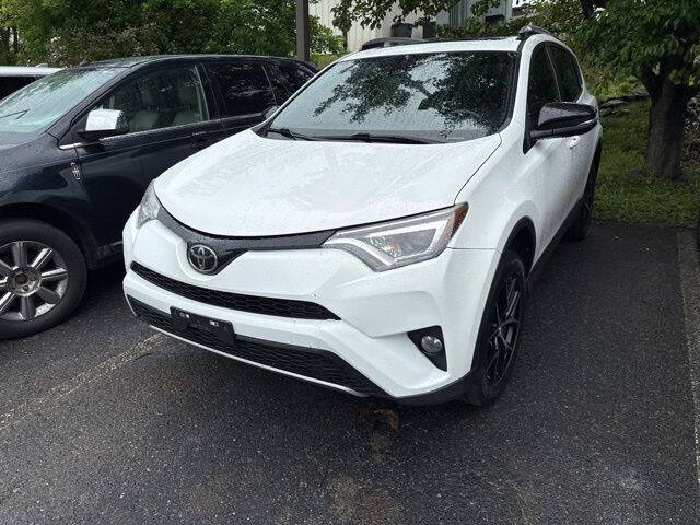 2018 Toyota RAV4 SE
