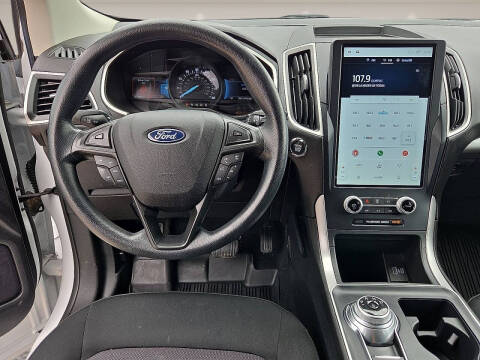 2021 Ford Edge SE