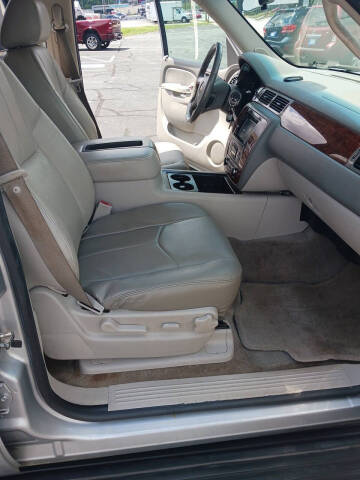2012 Chevrolet Suburban LT