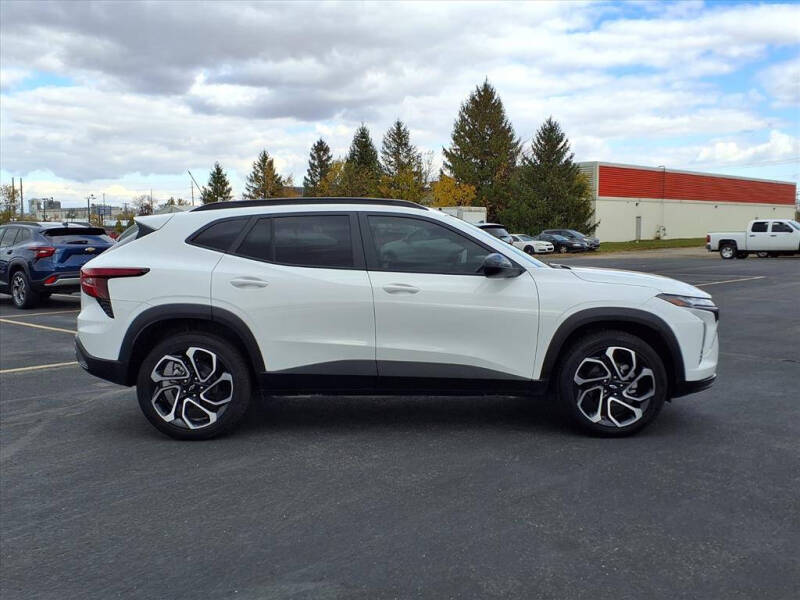 2025 Chevrolet Trax RS