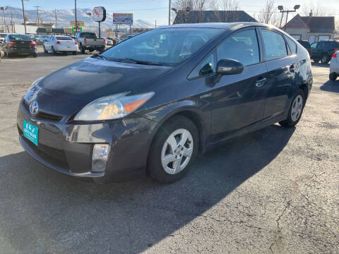 2011 Toyota Prius for sale at R & J Auto Sales in Pocatello ID