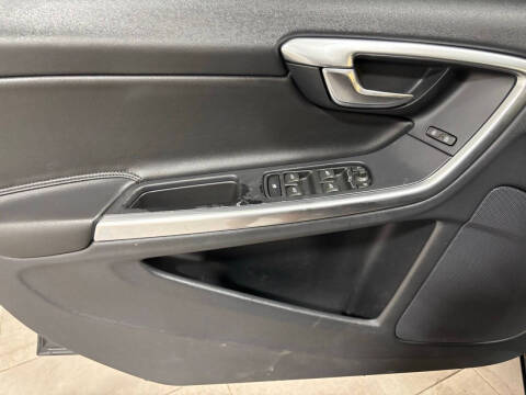 2016 Volvo S60 T5 Drive-E Premier