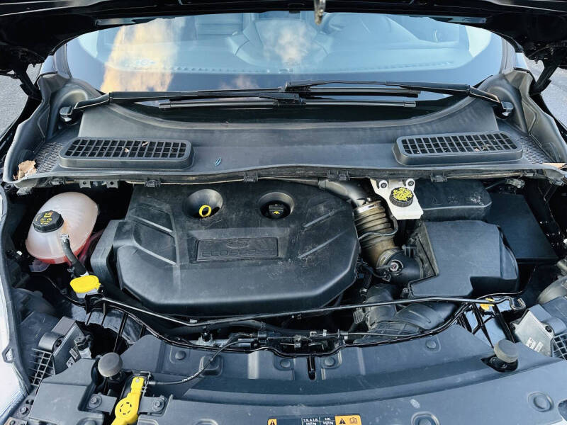 2019 Ford Escape Titanium