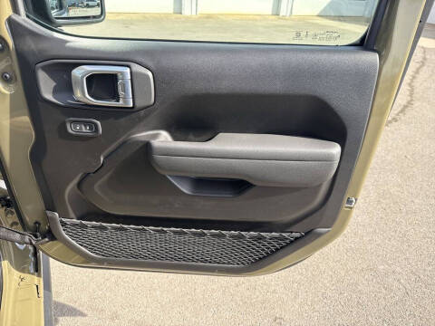 2026 Jeep Gladiator Sport