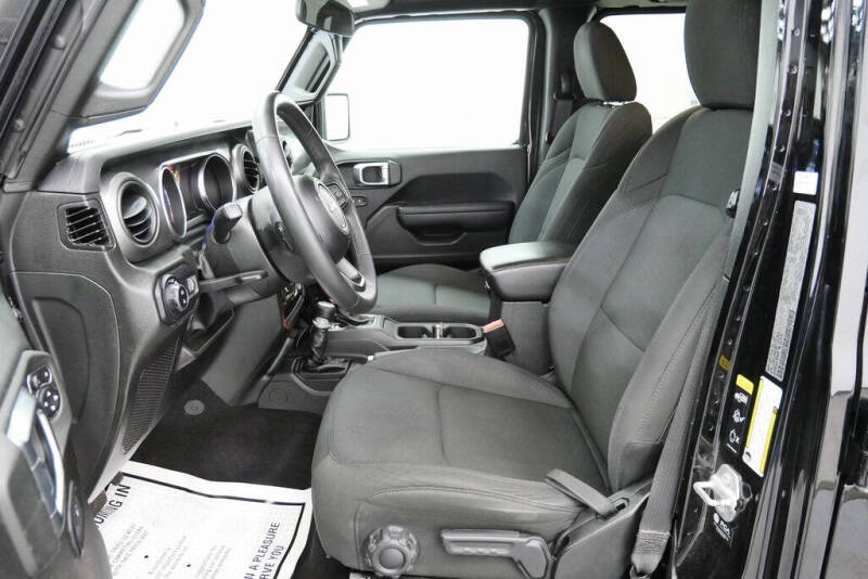 2023 Jeep Gladiator Sport S