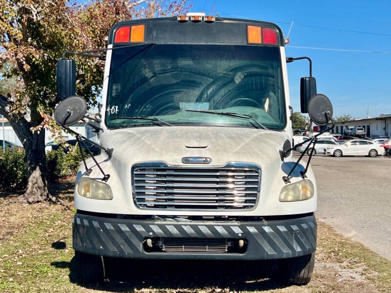 2008 Freightliner B2 Chassis