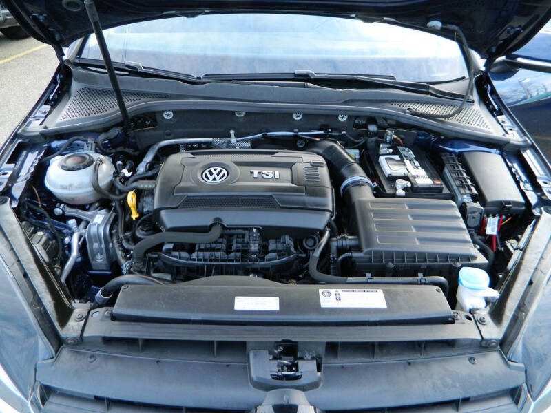 2018 Volkswagen Golf TSI S