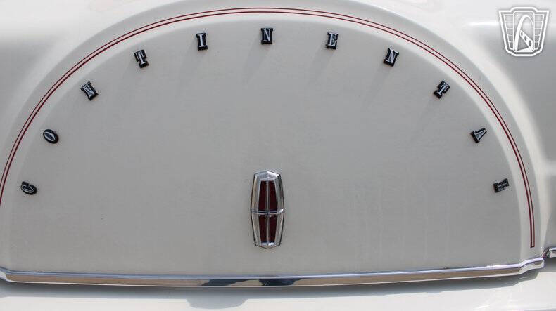 1982 Lincoln Mark VI