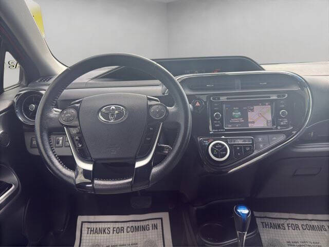 2018 Toyota Prius c Four