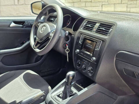 2016 Volkswagen Jetta