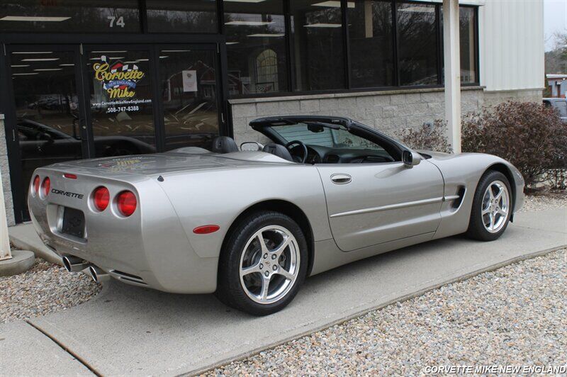 2000 Chevrolet Corvette 12