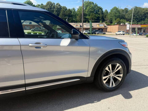 2020 Ford Explorer Platinum