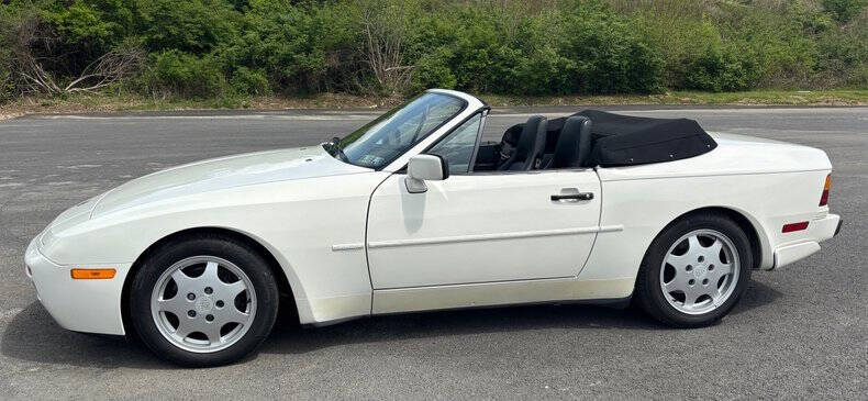 1990 Porsche 944 S2