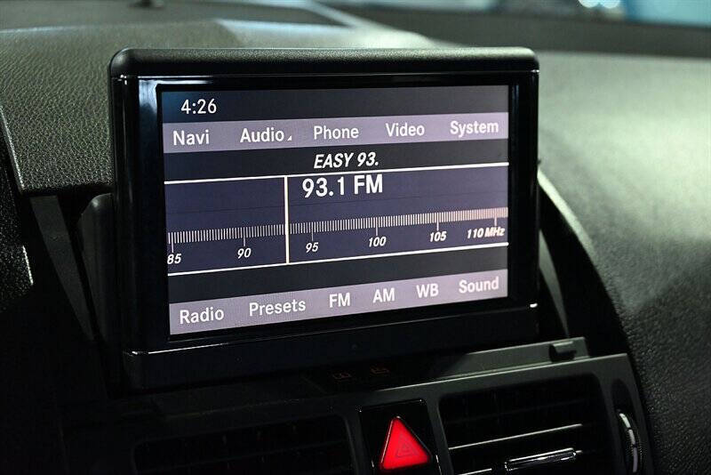 2009 Mercedes-Benz C-Class 49