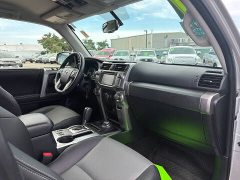 2017 Toyota 4Runner SR5