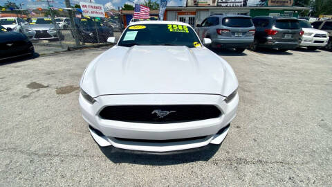 2017 Ford Mustang EcoBoost Premium
