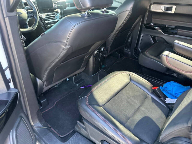 2023 Ford Explorer ST-Line