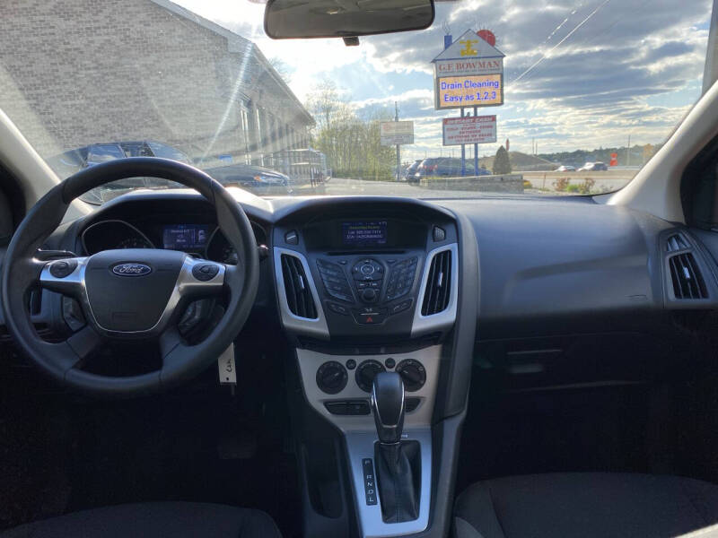 2012 Ford Focus SE